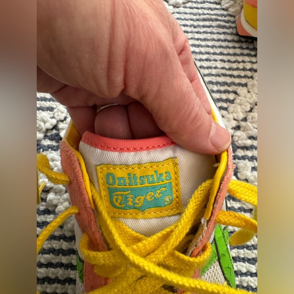 Asics Onitsuka Tiger Ultimate Athletic Running Shoes Women Sz 8.5 Color block - Picture 4 of 8